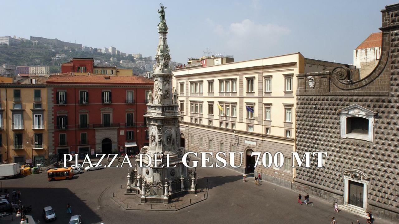 Medina 24 Naples